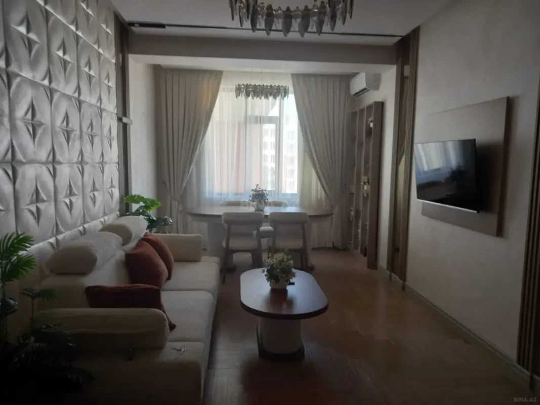 Kirayə verilir 2 otaqlı mənzil 65 m²