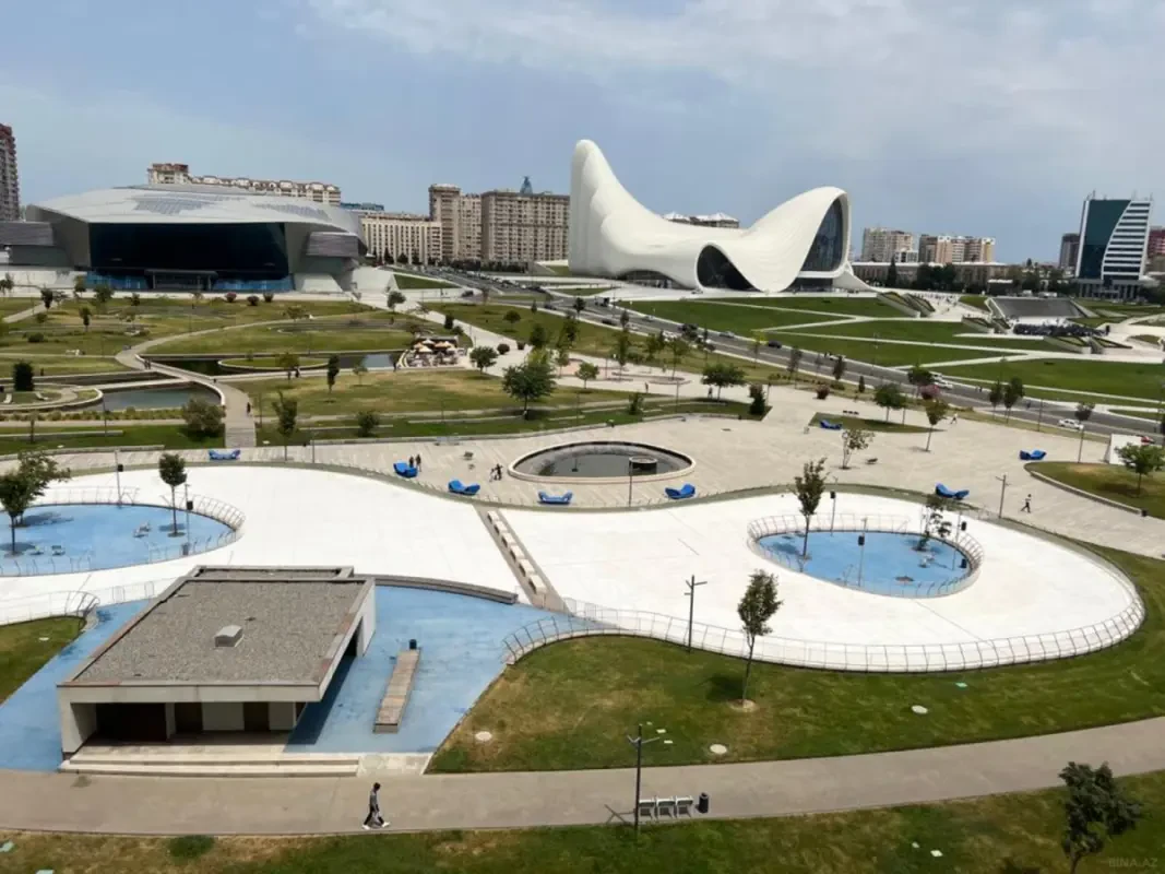 Satılır 2 otaqlı mənzil 100 m²