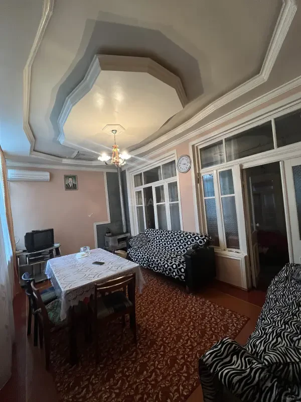 Satılır 3 otaqlı həyət evi 150 m²