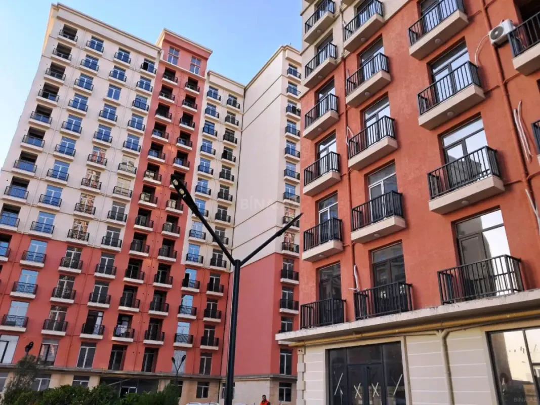 Satılır 2 otaqlı mənzil 65 m²
