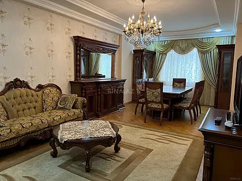 Kirayə verilir 3 otaqlı mənzil 13 m² — Bakı, Memar Əcəmi yanı 3 otaq 13.00 m²