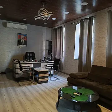 Kirayə verilir 3 otaqlı ofis 80 m² — Bakı 3 otaq 80.00 m²