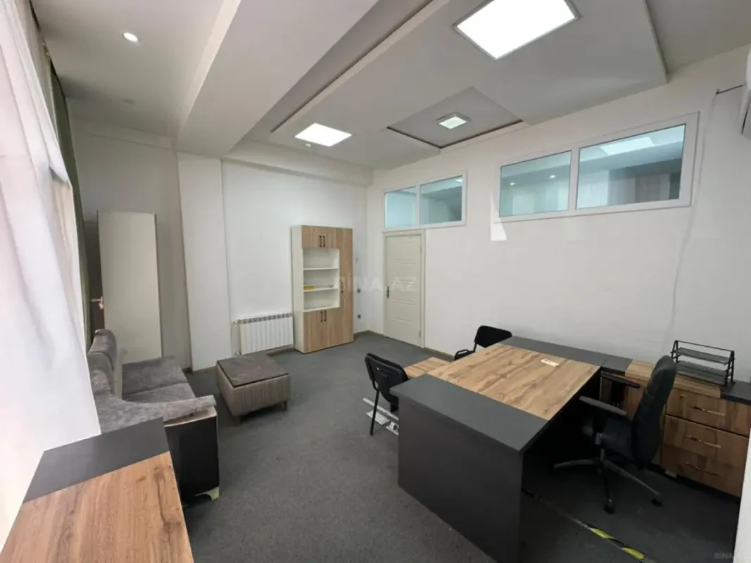 Kirayə verilir 1 otaqlı ofis 35 m²