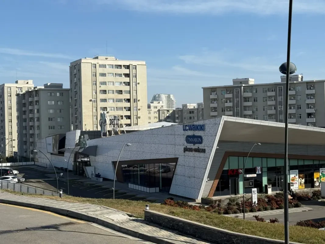 Satılır 3 otaqlı mənzil 90 m²