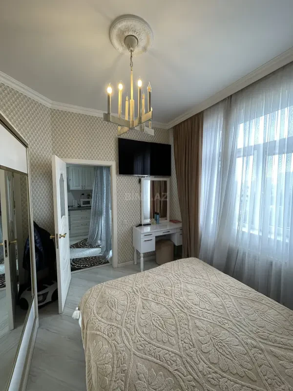 Satılır 2 otaqlı mənzil 57 m²