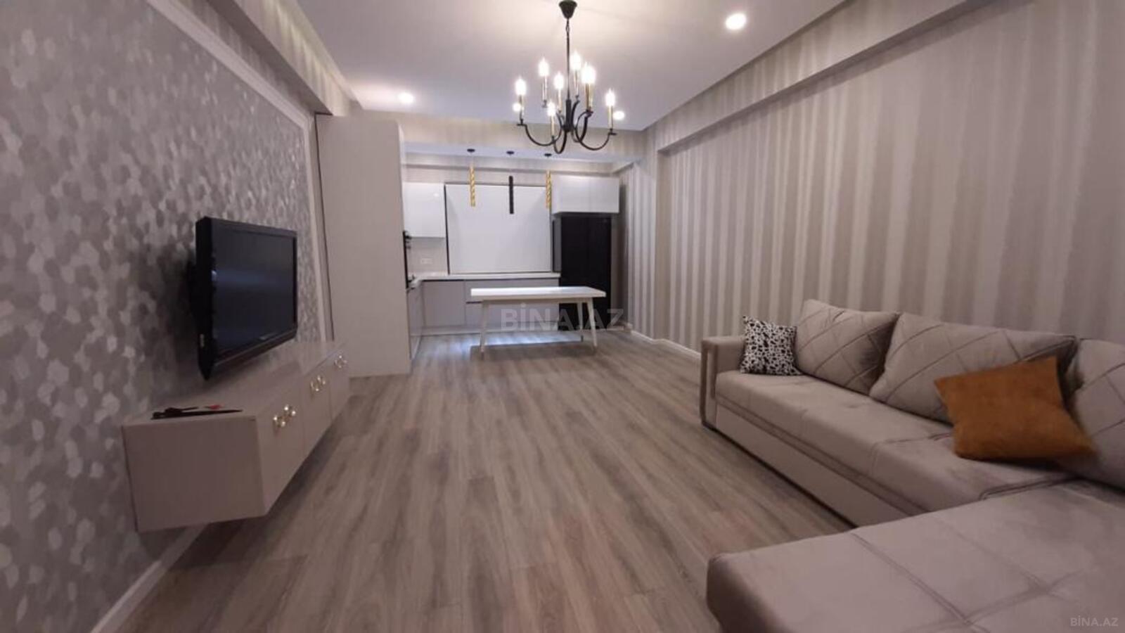 Kirayə verilir 2 otaqlı mənzil 65 m²