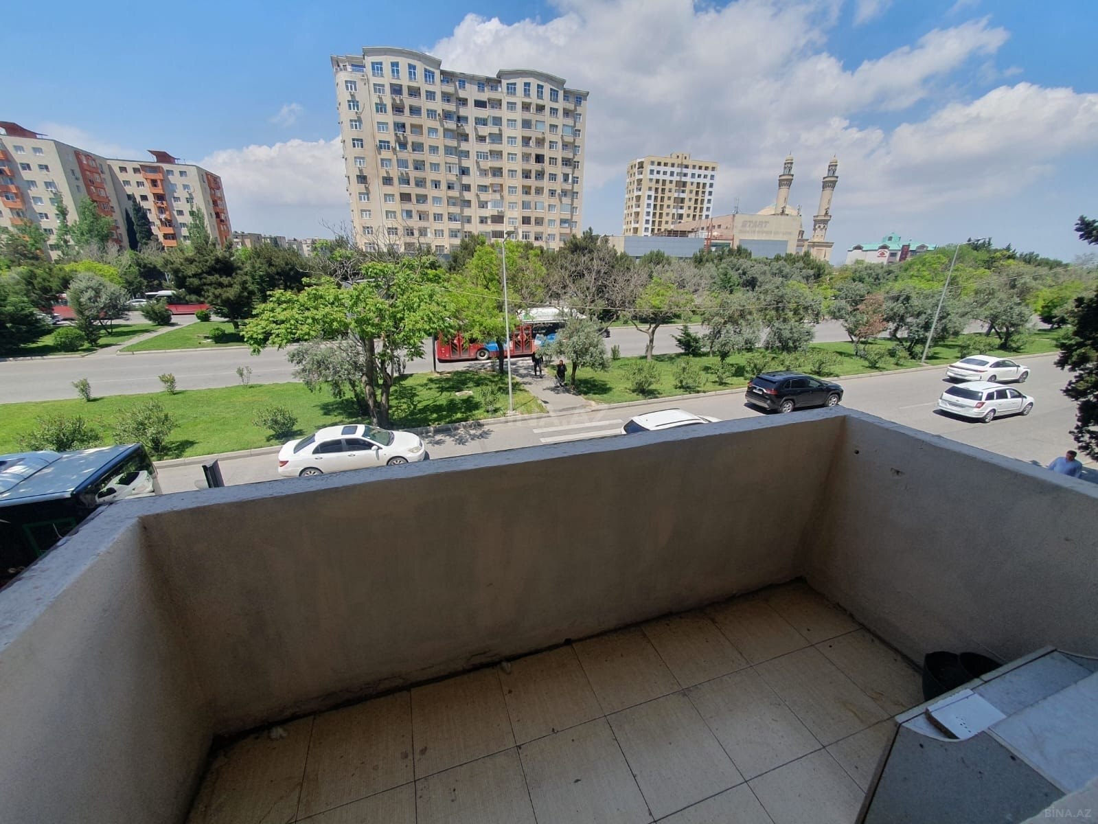 Kirayə verilir 2 otaqlı mənzil 50 m²