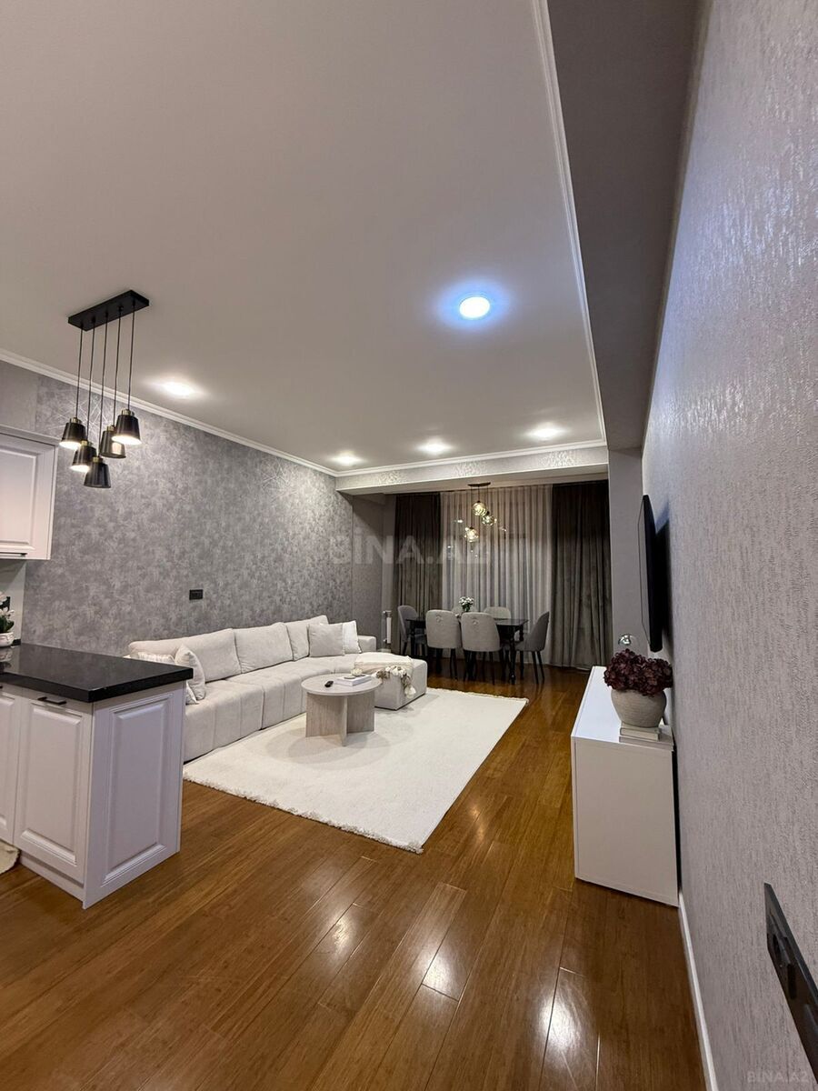 Satılır 3 otaqlı mənzil 96 m²