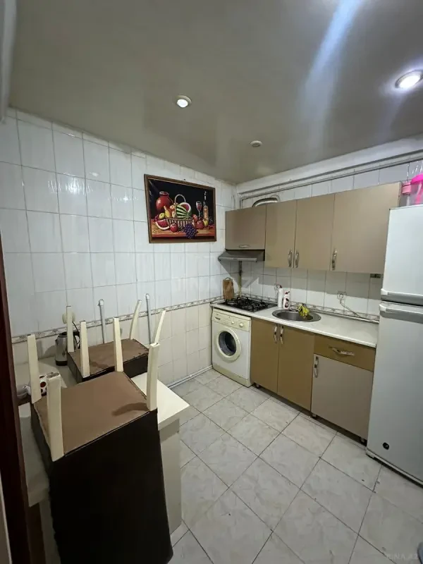 Kirayə verilir 3 otaqlı mənzil 100 m²