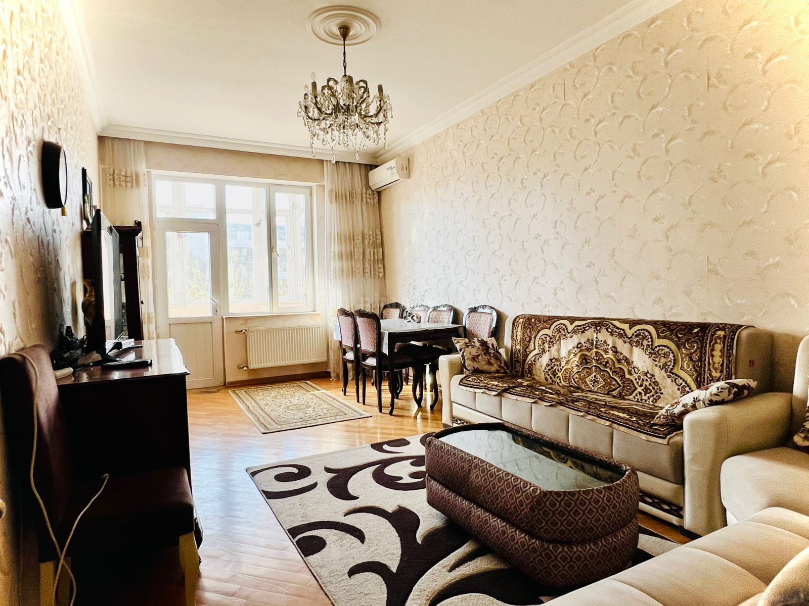 Satılır 2 otaqlı mənzil 78 m²