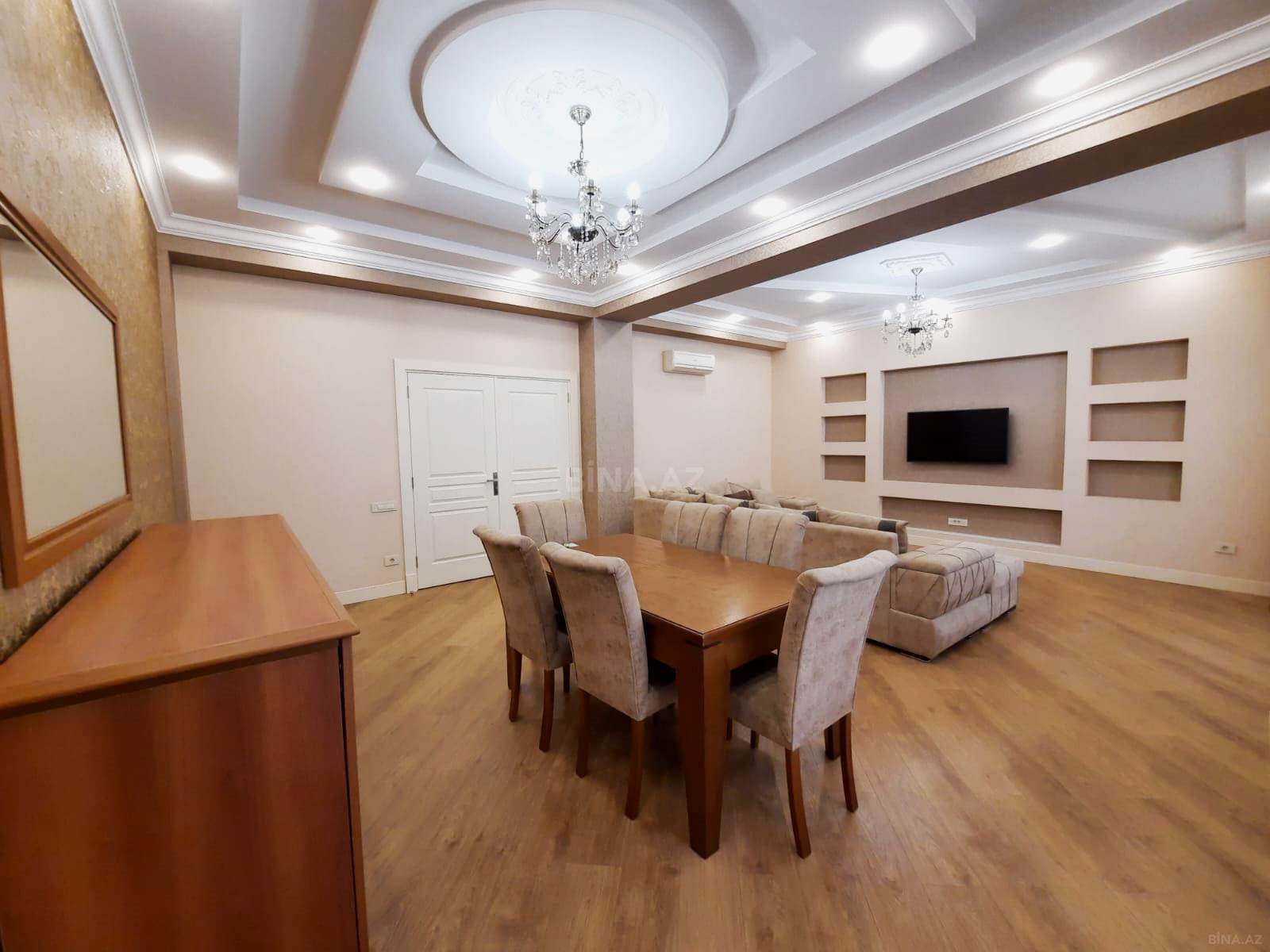 Kirayə verilir 3 otaqlı mənzil 140 m²