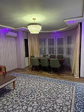 Kirayə verilir 3 otaqlı mənzil 135 m² — Bakı 3 otaq 135.00 m²