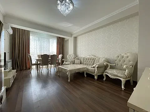 Satılır 2 otaqlı mənzil 70 m² — Bakı 2 otaq 70.00 m²