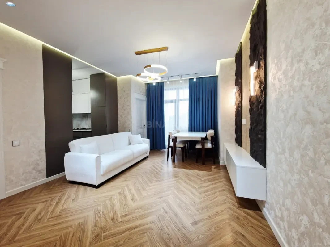 Satılır 2 otaqlı mənzil 51 m²