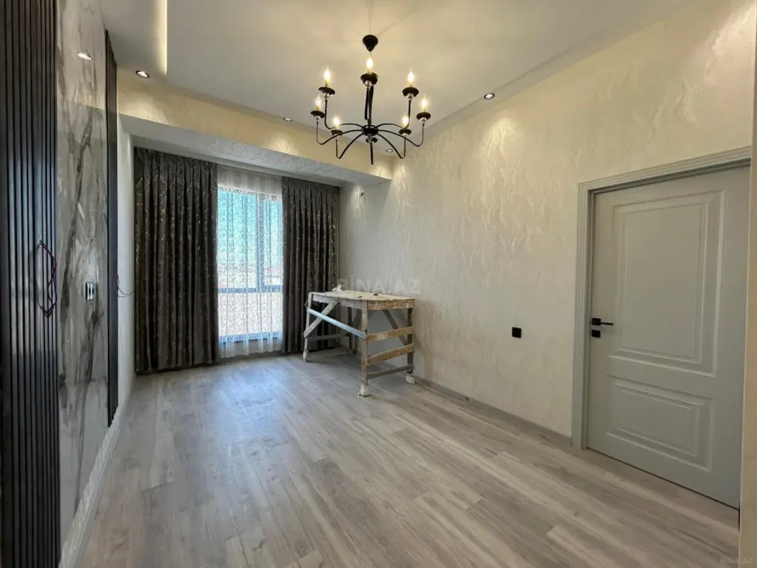 Satılır 2 otaqlı mənzil 58 m²
