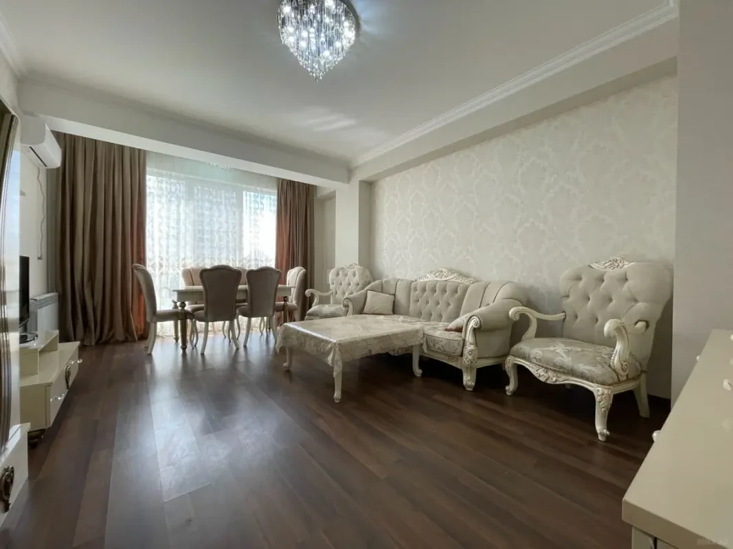 Satılır 2 otaqlı mənzil 65 m²
