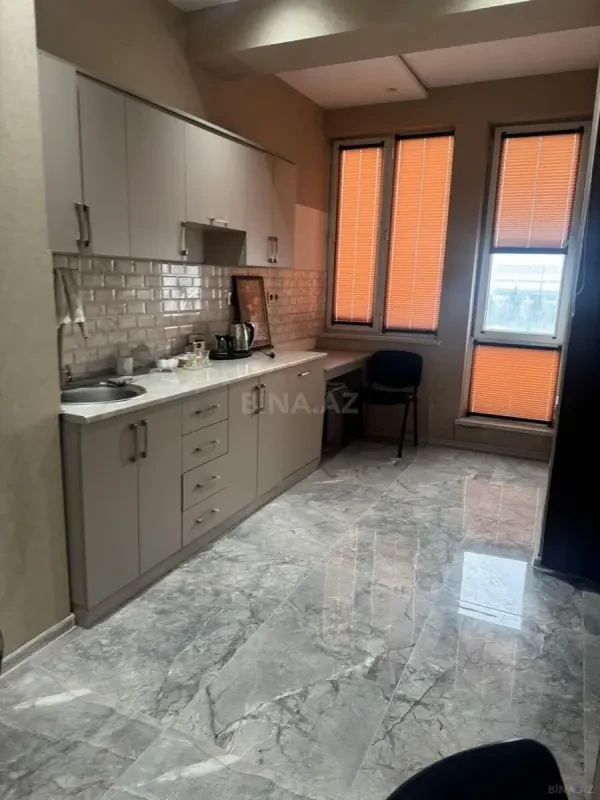 Kirayə verilir 1 otaqlı mənzil 44 m²