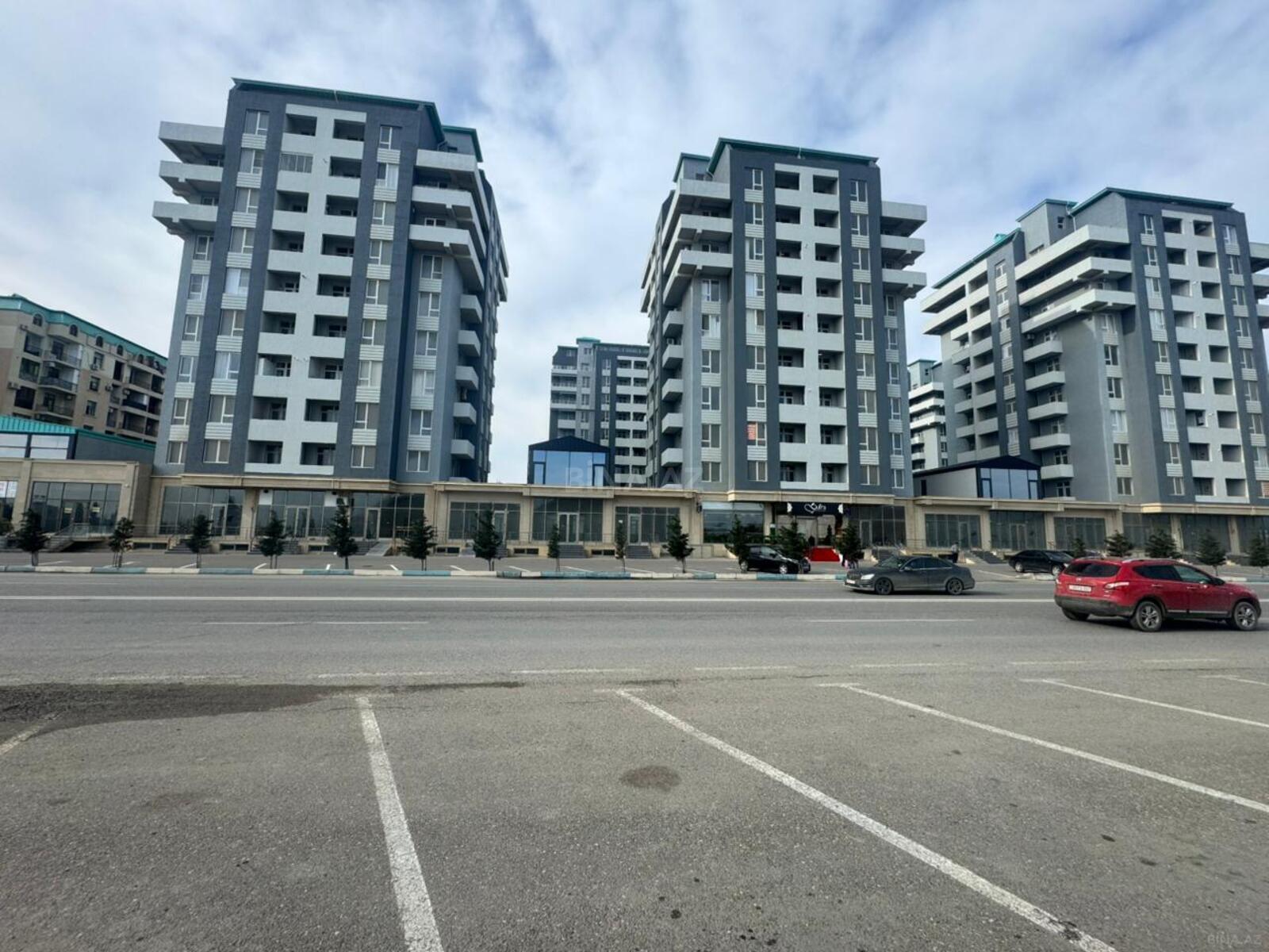 Satılır 3 otaqlı mənzil 111 m²