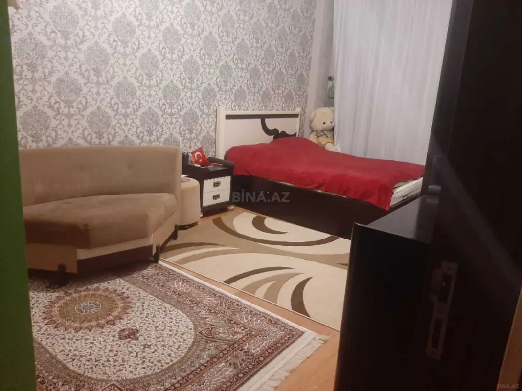 Kirayə verilir 2 otaqlı mənzil 61 m²