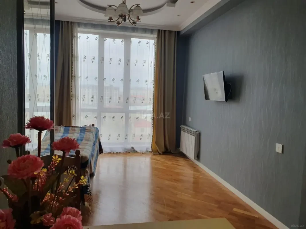 Kirayə verilir 3 otaqlı mənzil 88 m²