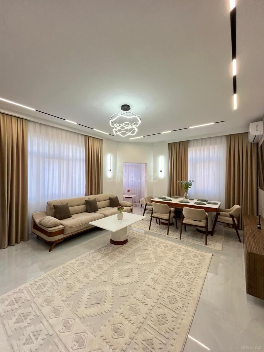 Satılır 3 otaqlı mənzil 93 m²