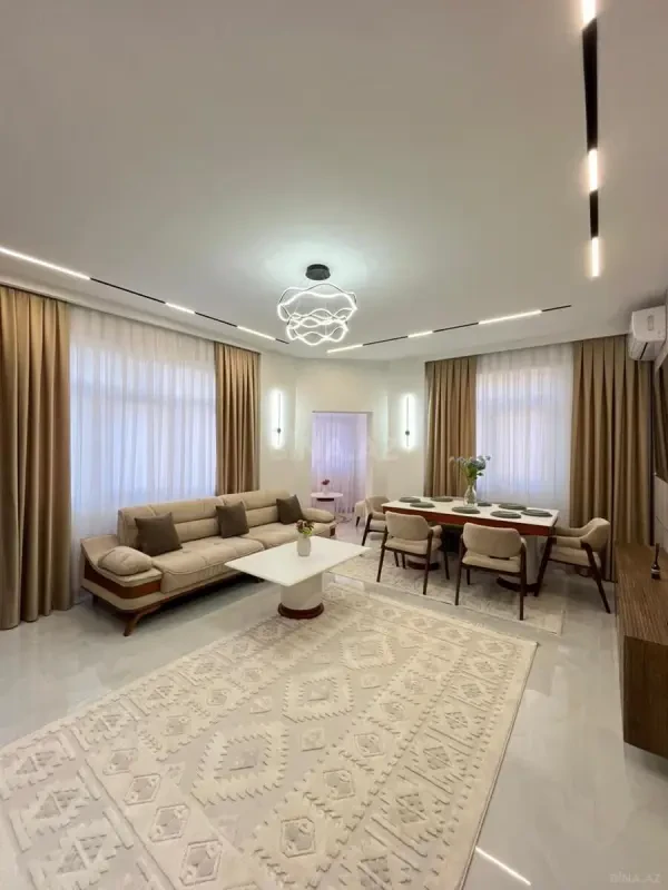 Satılır 3 otaqlı mənzil 93 m²