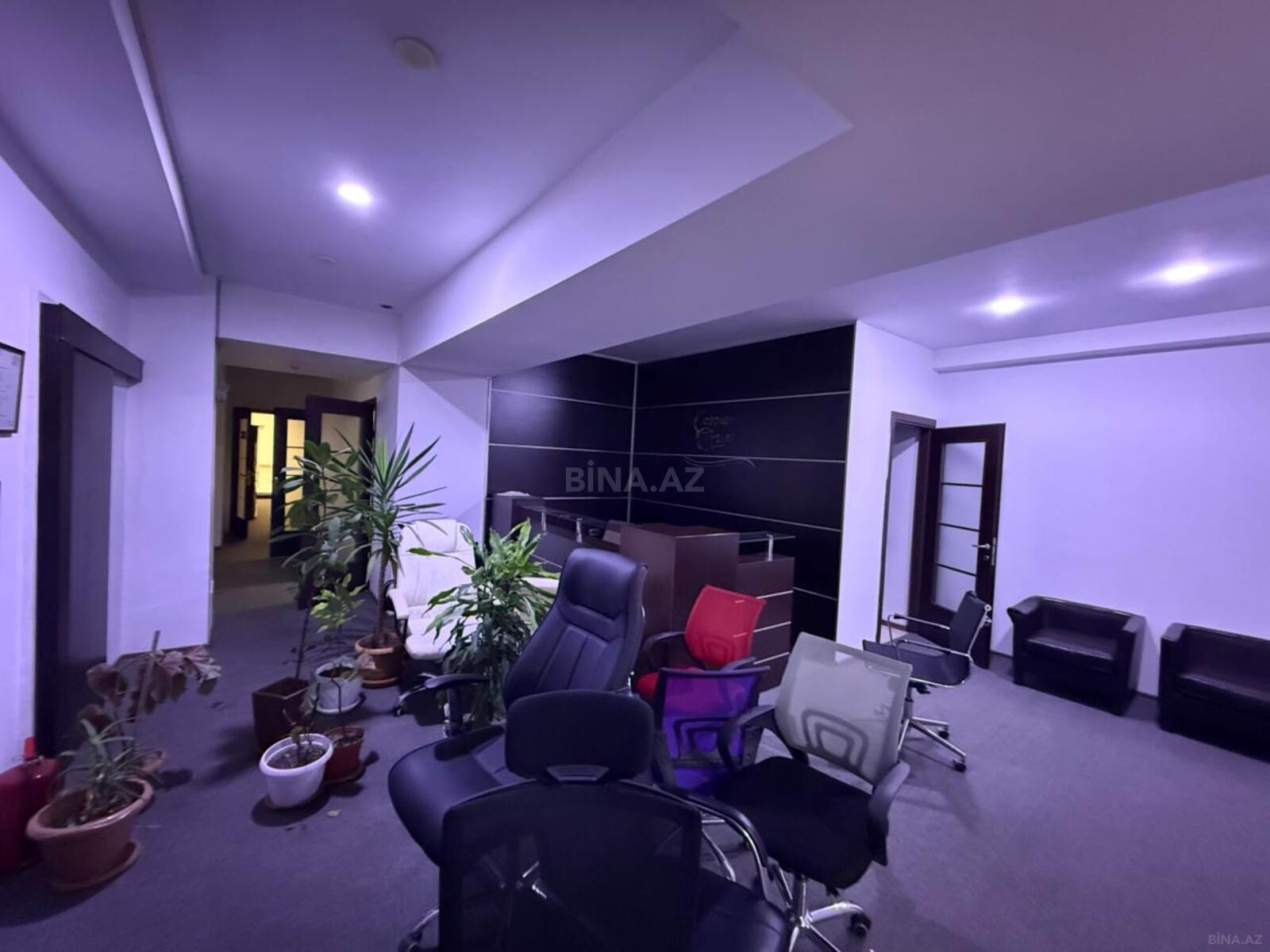 Kirayə verilir 1 otaqlı ofis 33 m²