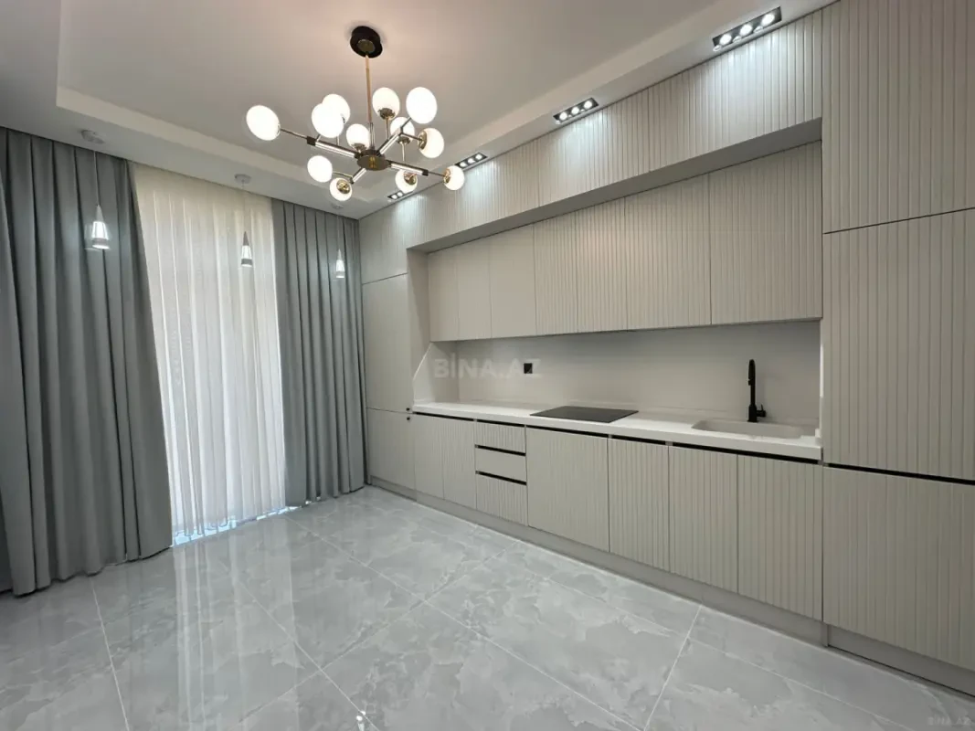 Satılır 2 otaqlı mənzil 80 m²
