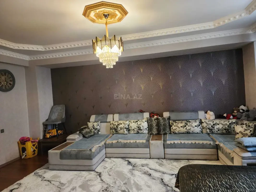 Satılır 2 otaqlı mənzil 86 m²