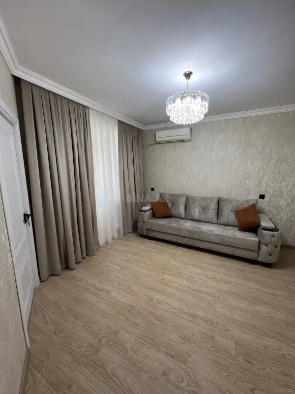 Kirayə verilir 2 otaqlı mənzil 50 m²
