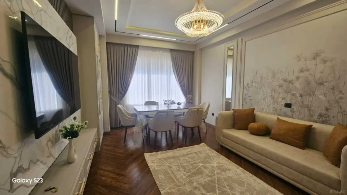 Kirayə verilir 3 otaqlı mənzil 100 m²