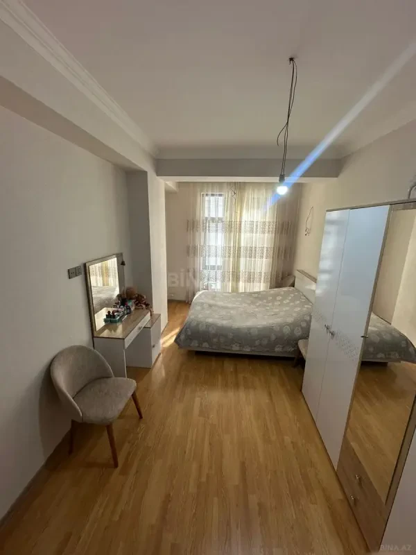 Satılır 3 otaqlı mənzil 90 m²