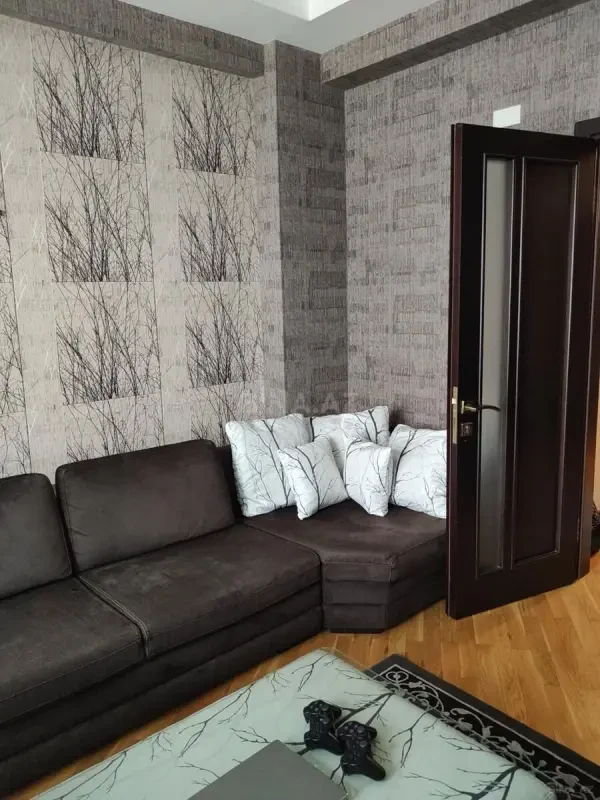 Satılır 3 otaqlı mənzil 120 m²