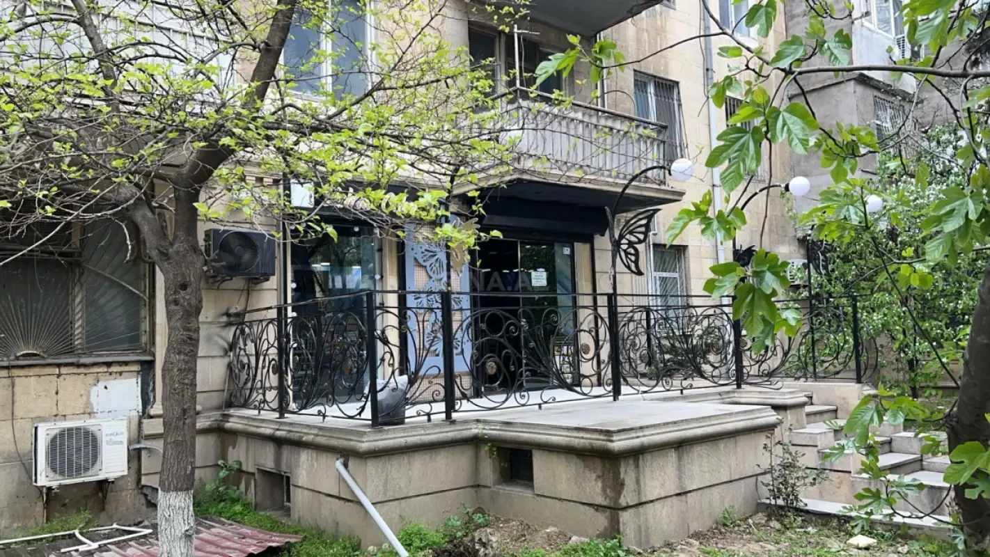 Satılır obyekt 81 m²