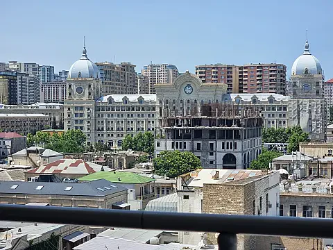 Satılır 3 otaqlı mənzil 120.9 m² — Bakı, Sahil qəs. 3 otaq 120.90 m²
