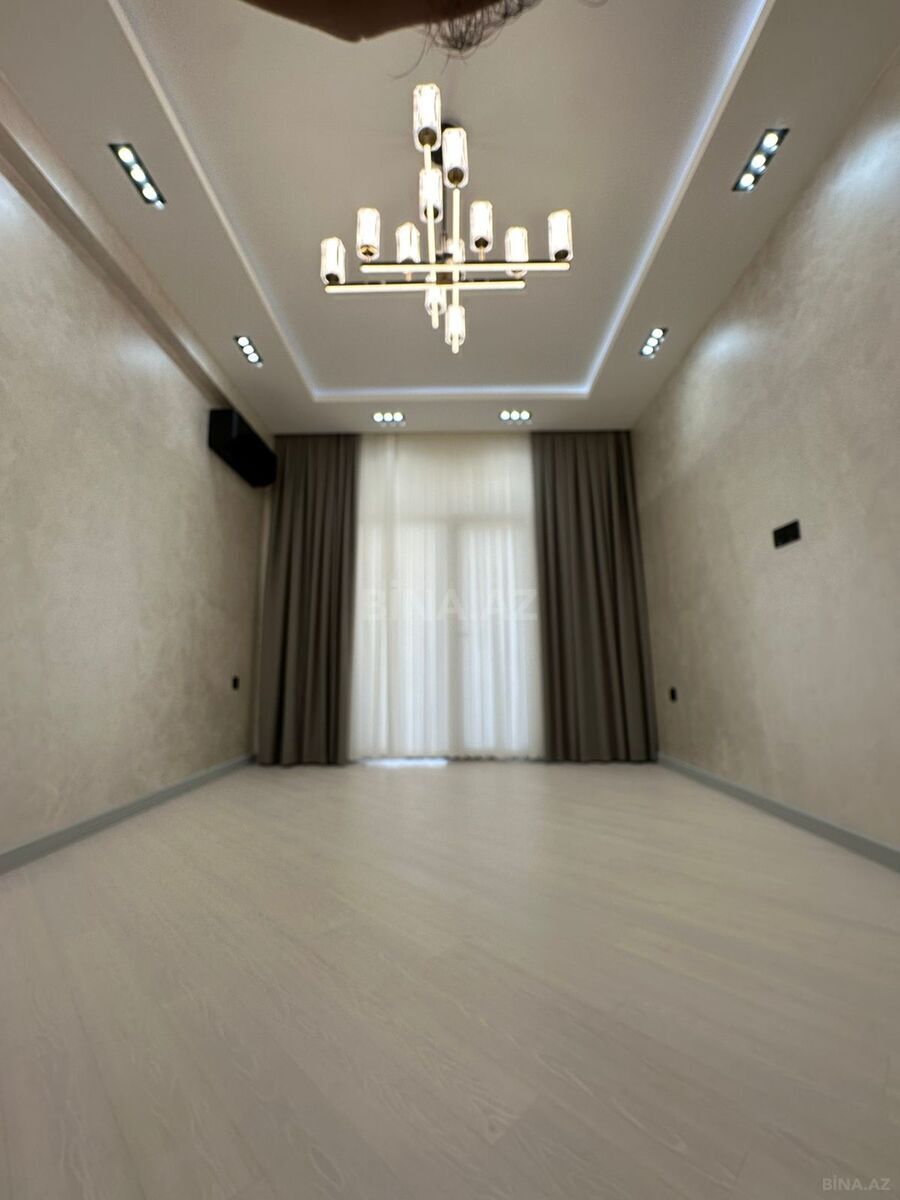 Satılır 2 otaqlı mənzil 80 m²