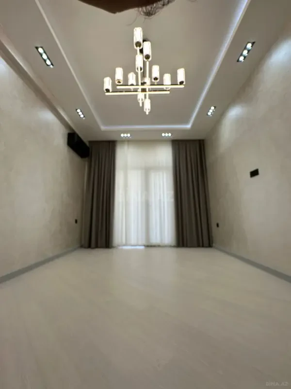 Satılır 2 otaqlı mənzil 80 m²