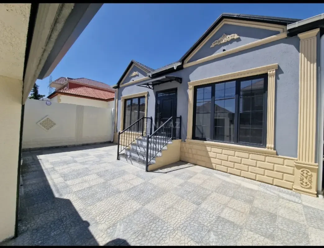 Satılır 4 otaqlı həyət evi 100 m²