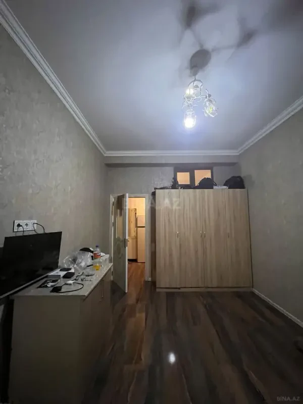 Kirayə verilir 2 otaqlı mənzil 65 m²