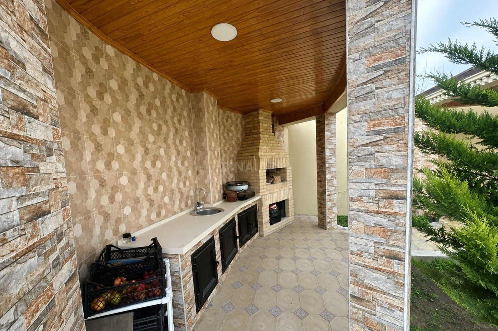Kirayə verilir 4 otaqlı həyət evi 160 m²
