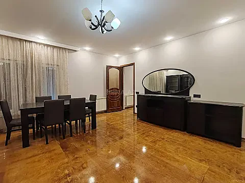 Kirayə verilir 3 otaqlı mənzil 100 m² — Bakı, Nərimanov 3 otaq 100.00 m²