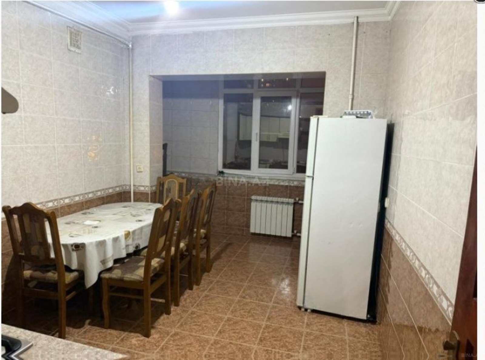 Kirayə verilir 2 otaqlı mənzil 75 m²