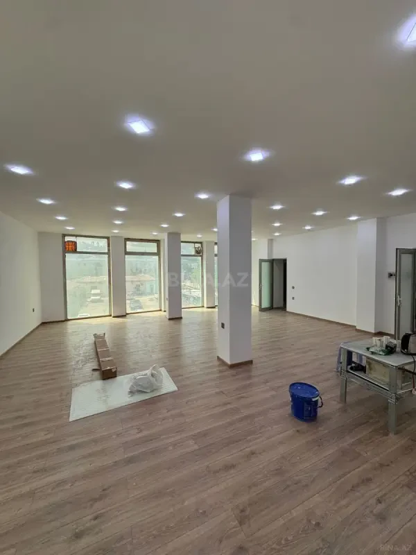 Kirayə verilir obyekt 150 m²