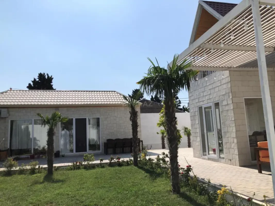Kirayə verilir 6 otaqlı həyət evi 200 m²