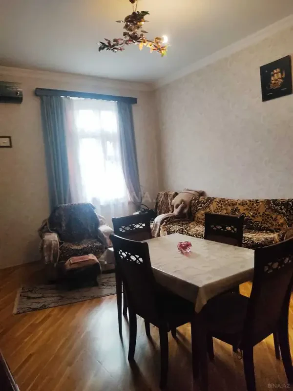 Satılır 3 otaqlı mənzil 92 m²