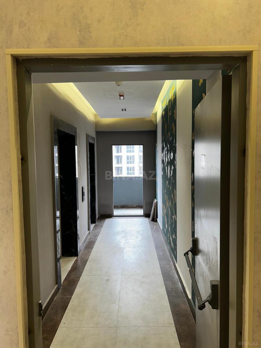 Satılır 4 otaqlı mənzil 98 m²