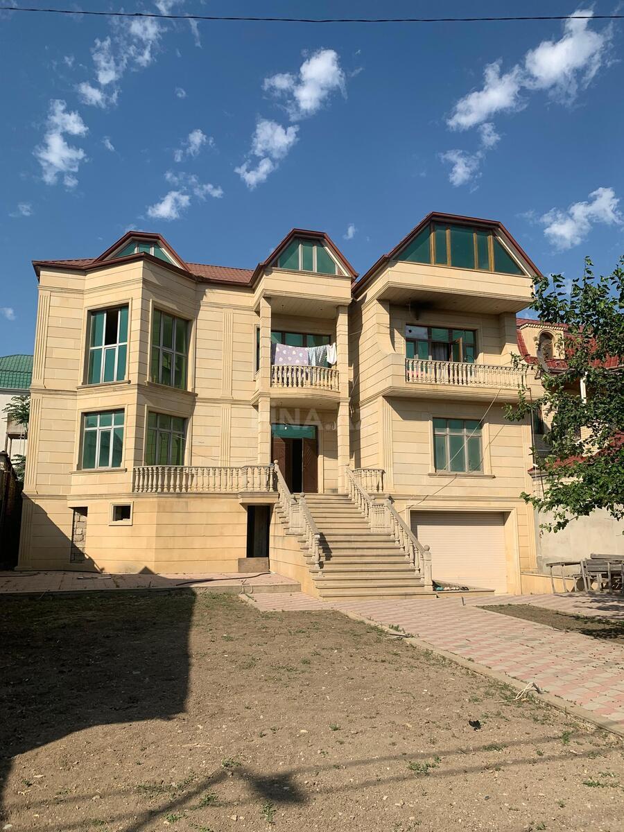 Kirayə verilir 7 otaqlı həyət evi 307 m²
