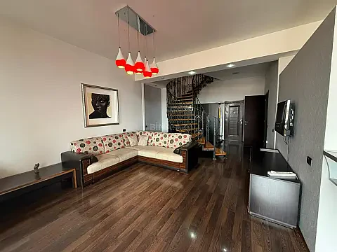 Kirayə verilir 3 otaqlı mənzil 135 m² — Bakı 3 otaq 135.00 m²