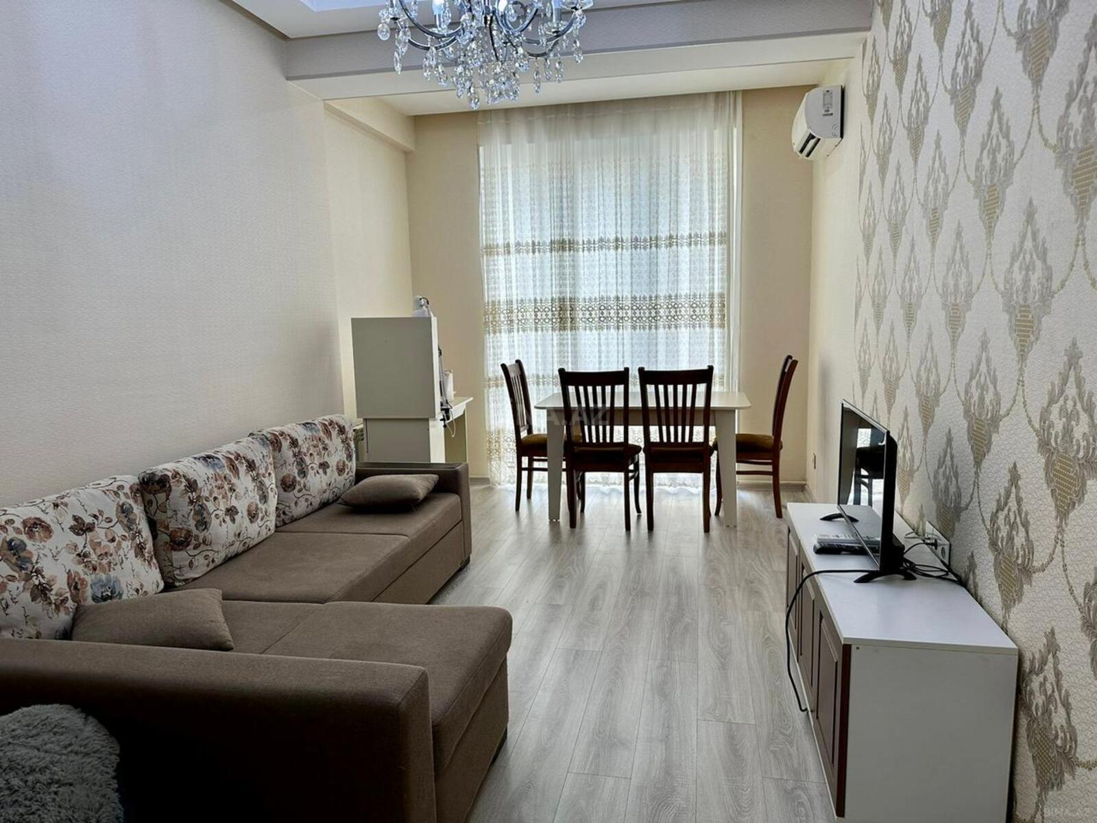 Kirayə verilir 2 otaqlı mənzil 64 m²