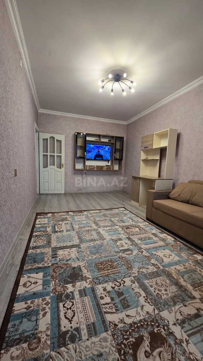 Kirayə verilir 2 otaqlı mənzil 70 m²